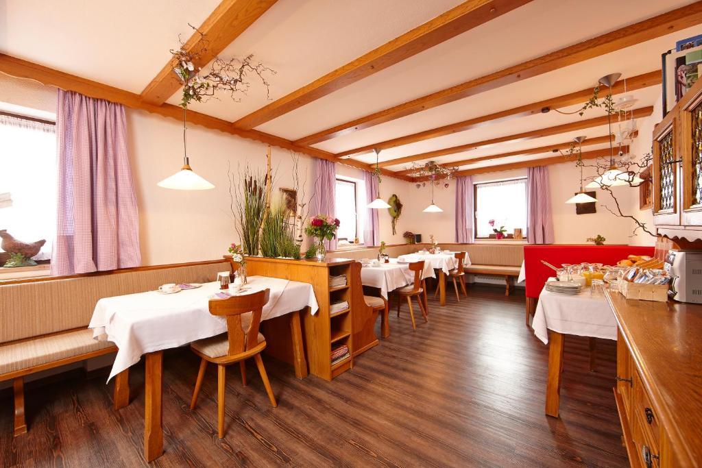 Gaestehaus Alpina Bad Kohlgrub Exteriör bild